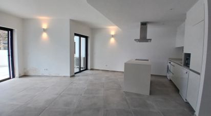 Apartment T3 in Faro (Sé e São Pedro) of 148 m²