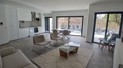 Apartment T2 in Faro (Sé e São Pedro) of 137 m²