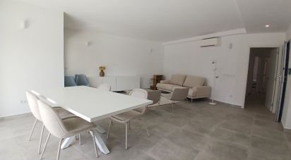 Apartment T2 in Faro (Sé e São Pedro) of 137 m²