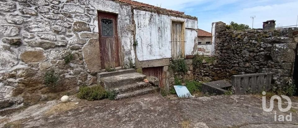 Country home T2 in Chaviães e Paços of 140 m²