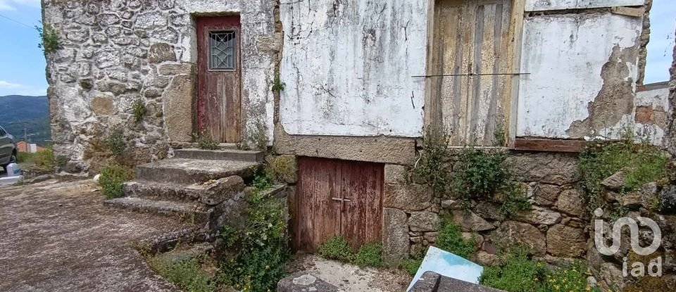 Country home T2 in Chaviães e Paços of 140 m²