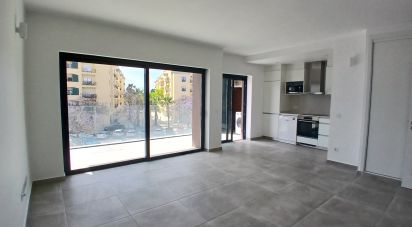 Apartment T2 in Faro (Sé e São Pedro) of 119 m²