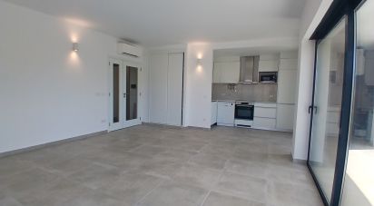 Apartment T2 in Faro (Sé e São Pedro) of 120 m²