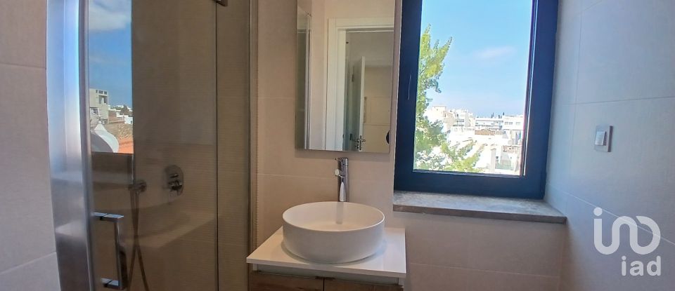 Apartment T2 in Faro (Sé e São Pedro) of 120 m²