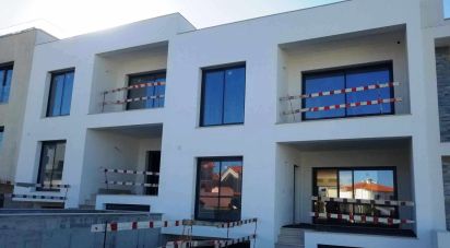 Maison T3 à Lourinhã e Atalaia de 231 m²