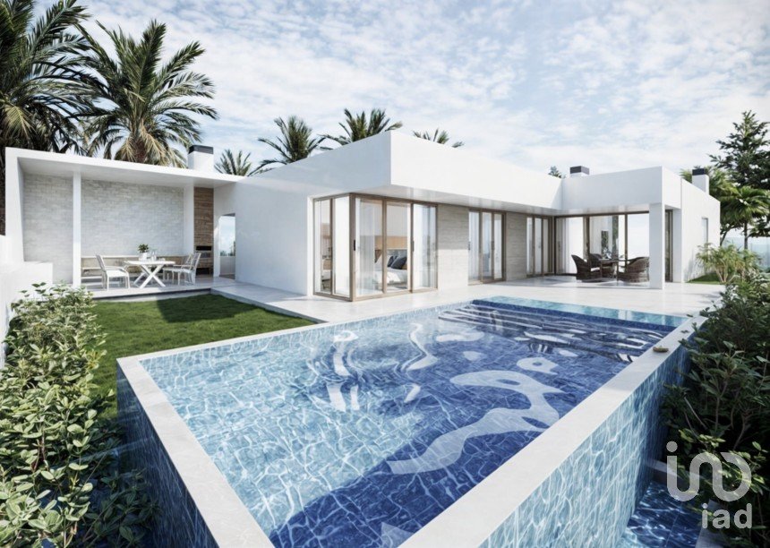 Moradia T3 em Sesimbra (Castelo) de 225 m²