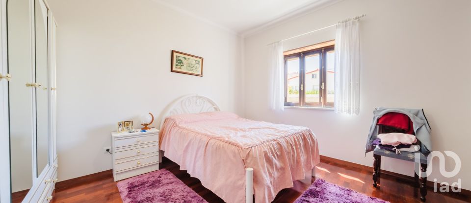 Traditional house T6 in Foz do Arelho of 374 m²