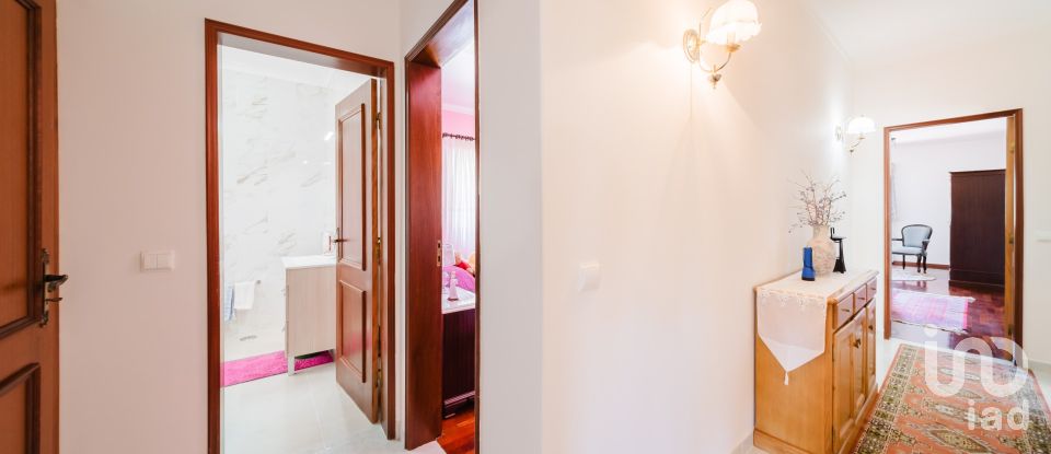 Traditional house T6 in Foz do Arelho of 374 m²