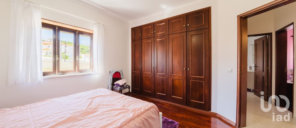 Traditional house T6 in Foz do Arelho of 374 m²