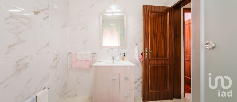 Traditional house T6 in Foz do Arelho of 374 m²