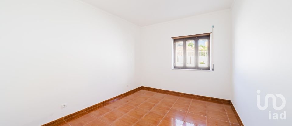 Traditional house T6 in Foz do Arelho of 374 m²