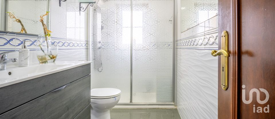 Moradia T4 em Corroios de 200 m²