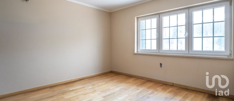 Moradia T4 em Corroios de 200 m²