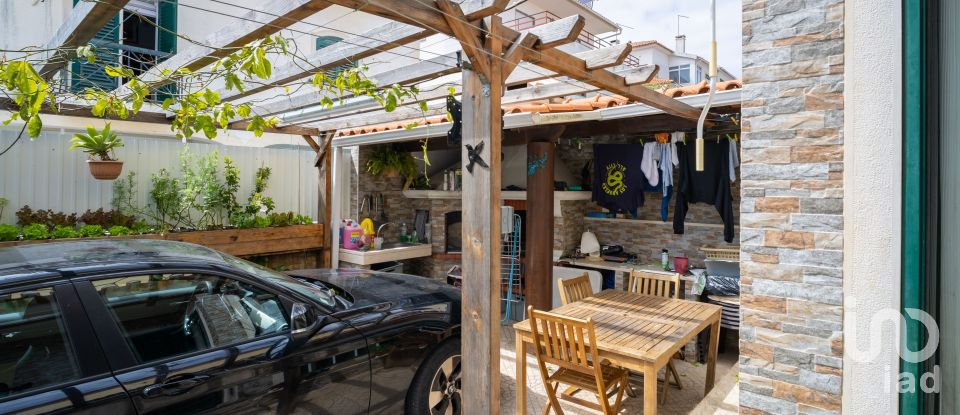 Moradia T4 em Corroios de 200 m²