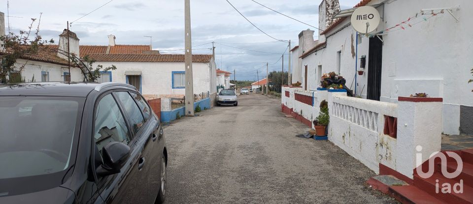 Moradia T2 em São Lourenço de Mamporcão e São Bento de Ana Loura de 97 m²