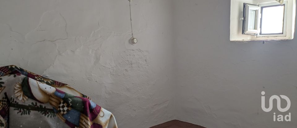 Moradia T2 em São Lourenço de Mamporcão e São Bento de Ana Loura de 97 m²