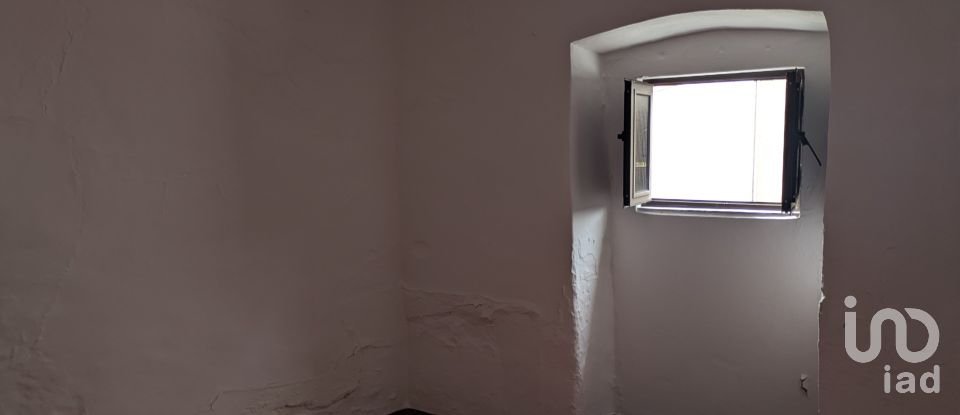 Moradia T2 em São Lourenço de Mamporcão e São Bento de Ana Loura de 97 m²