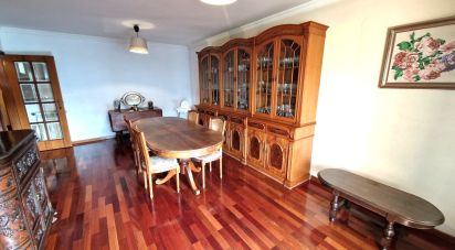 House T5 in São Mamede de Infesta e Senhora da Hora of 294 m²