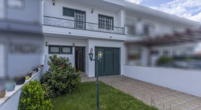 Maison T4 à Algueirão-Mem Martins de 141 m²