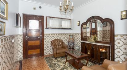 Maison T4 à Algueirão-Mem Martins de 141 m²