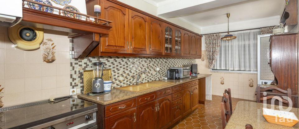 Moradia T4 em Algueirão-Mem Martins de 141 m²