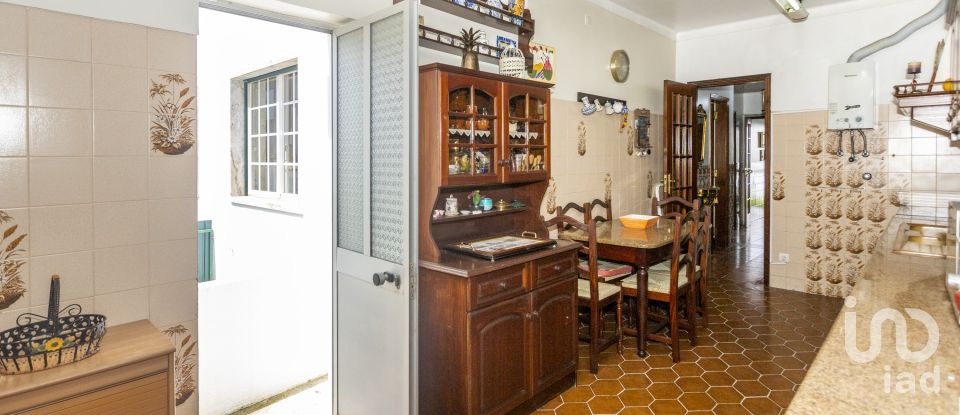 Moradia T4 em Algueirão-Mem Martins de 141 m²