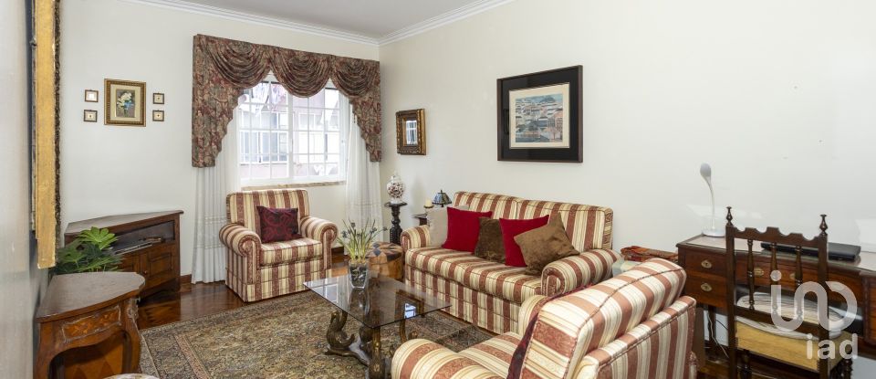 Moradia T4 em Algueirão-Mem Martins de 141 m²