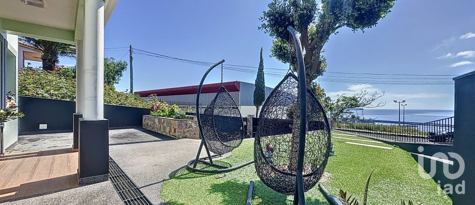 Maison T3 à Caniçal de 181 m²