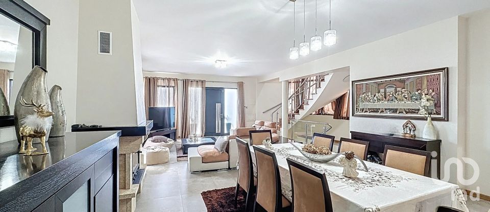 Maison T3 à Caniçal de 181 m²