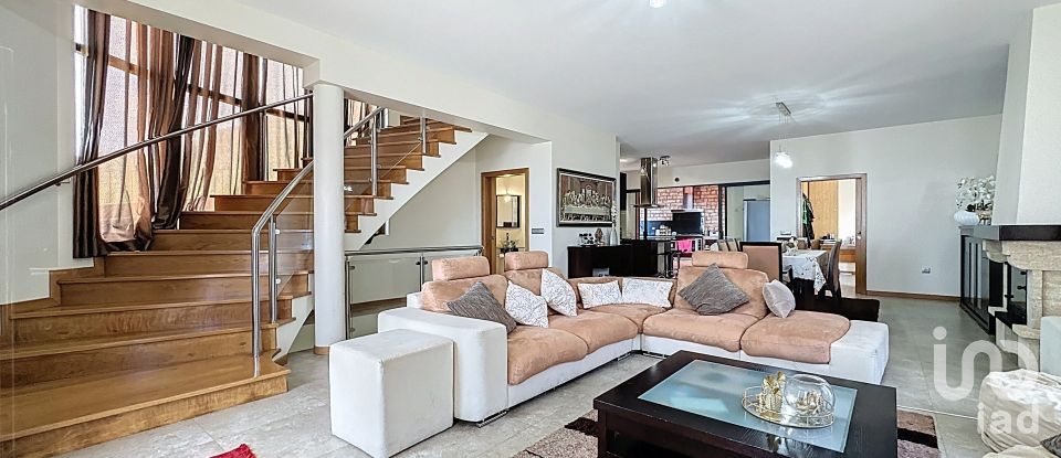 Maison T3 à Caniçal de 181 m²