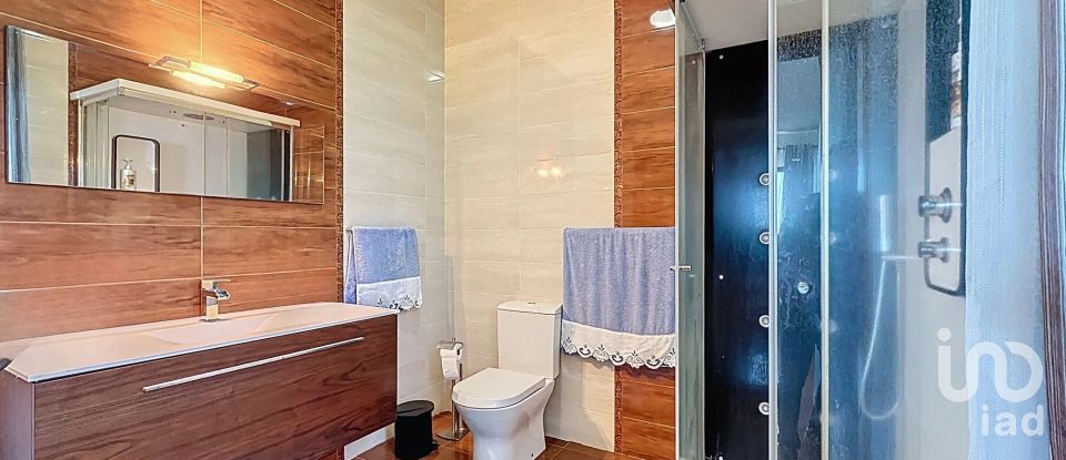 Maison T3 à Caniçal de 181 m²