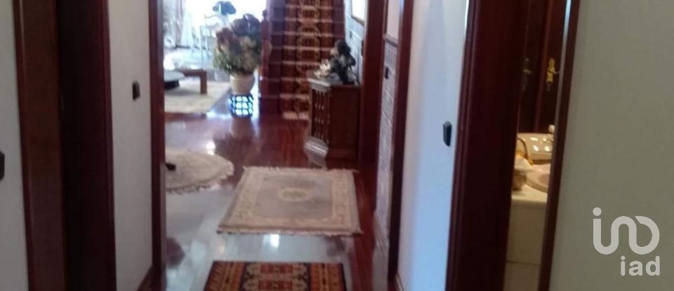House T4 in Águeda e Borralha of 728 m²