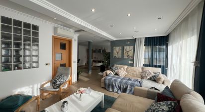 Mansion T8 in Charneca De Caparica E Sobreda of 324 m²