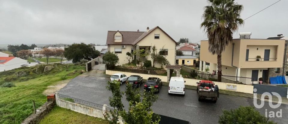 Maison T7 à Castelo Branco de 350 m²