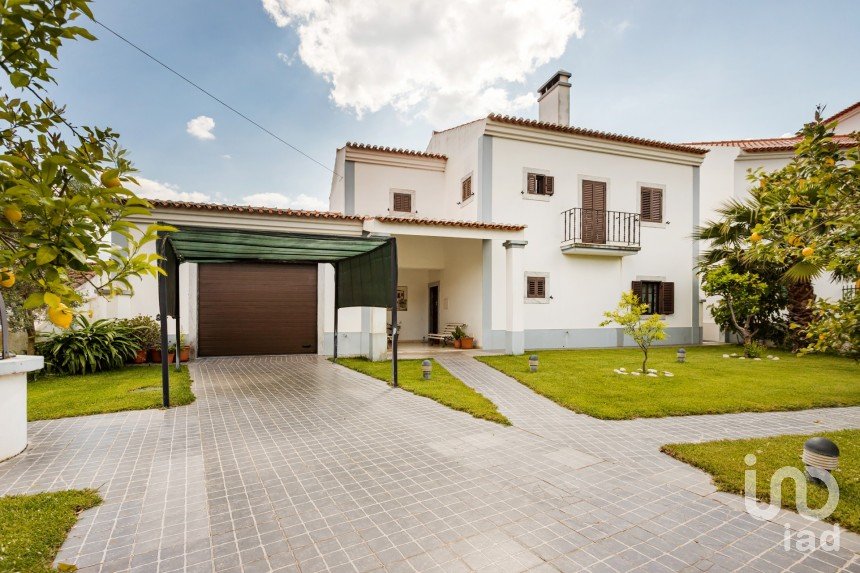 House T4 in Estremoz (Santa Maria e Santo André) of 290 m²