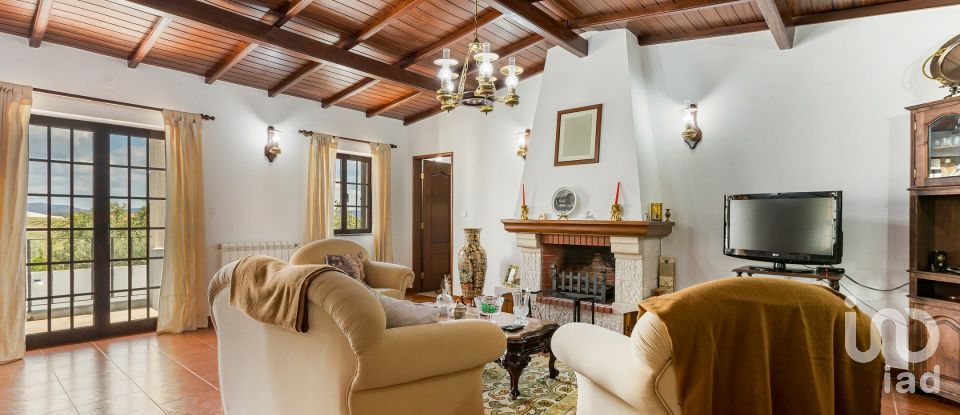 House T4 in Estremoz (Santa Maria e Santo André) of 290 m²