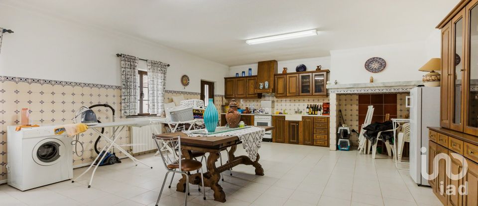 House T4 in Estremoz (Santa Maria e Santo André) of 290 m²