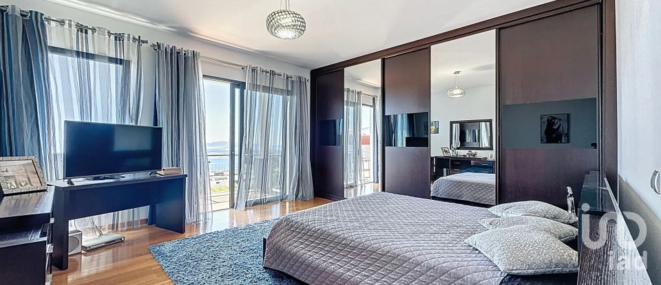 Maison T3 à Caniçal de 181 m²