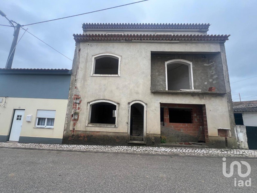 House T3 in Vermelha of 130 m²