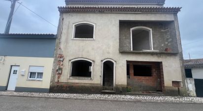House T3 in Vermelha of 130 m²