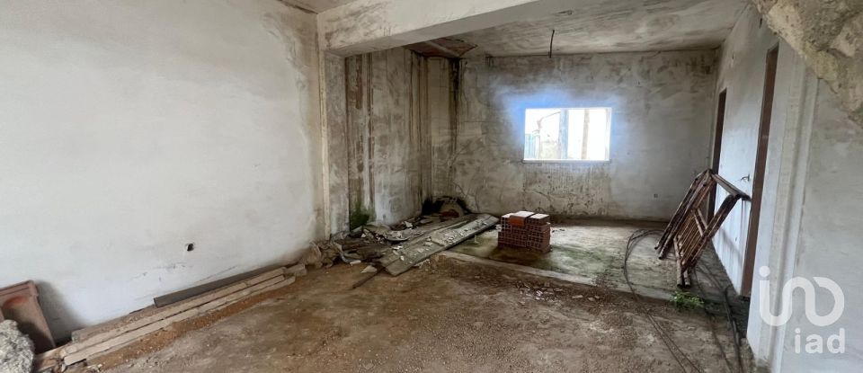 House T3 in Vermelha of 130 m²