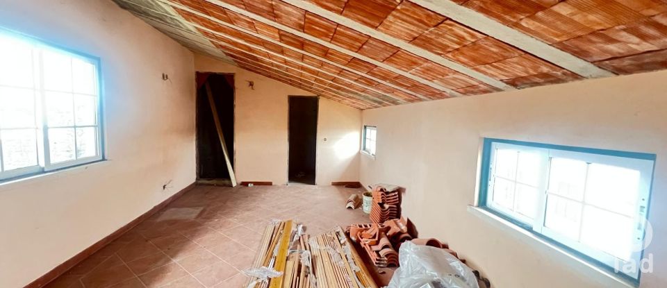 House T3 in Vermelha of 130 m²