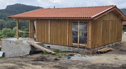 Terrain à Serzedelo de 3 400 m²