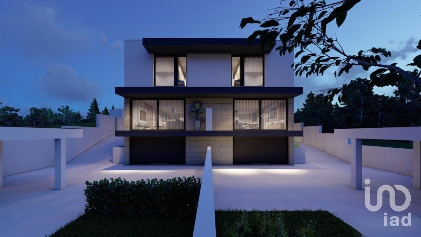 House T3 in Vila Franca of 145 m²