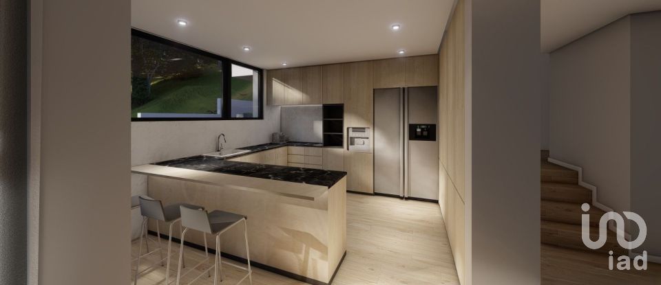 House T3 in Vila Franca of 145 m²