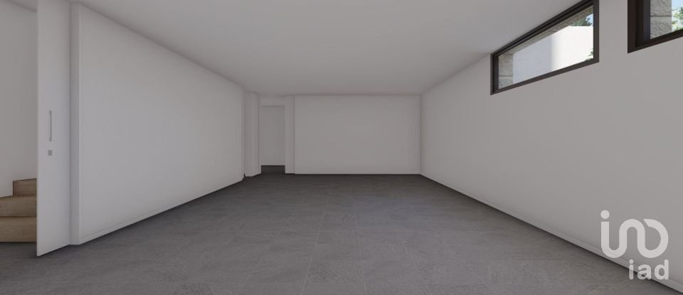 House T3 in Vila Franca of 145 m²