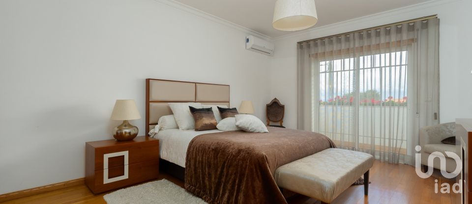 House T4 in Monte Real e Carvide of 356 m²