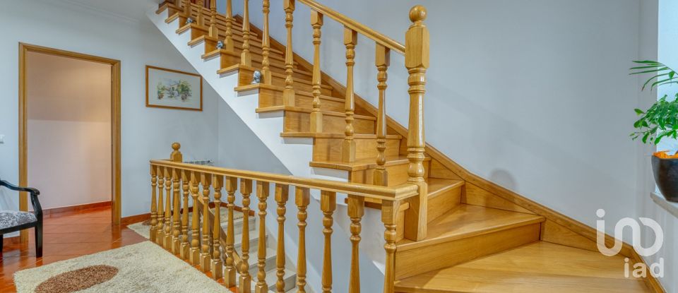 House T4 in Monte Real e Carvide of 356 m²