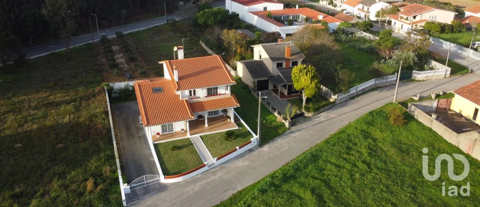 House T4 in Monte Real e Carvide of 356 m²