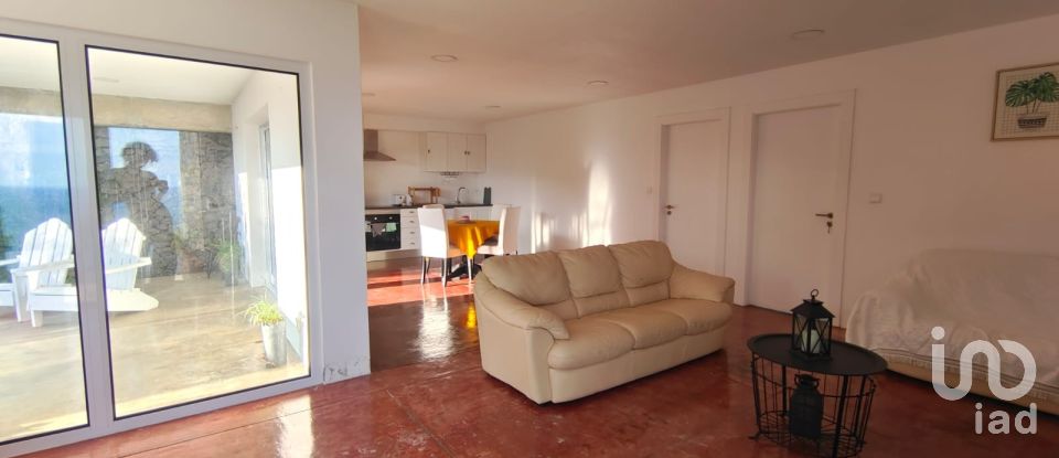 Maison T2 à Ribeiras de 175 m²